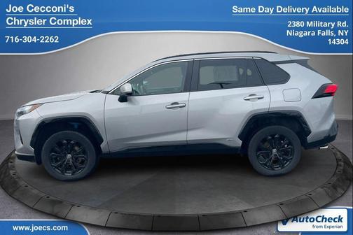 2022 Toyota RAV4 Hybrid SE