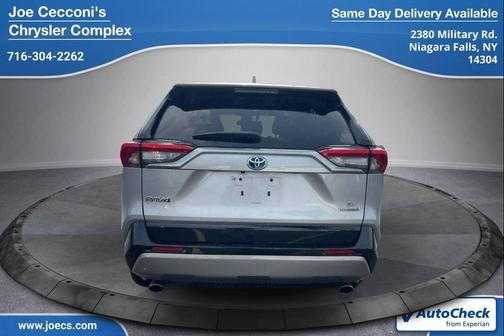 2022 Toyota RAV4 Hybrid SE