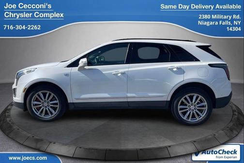Crystal White Tricoat 2024 Cadillac XT5 Sport