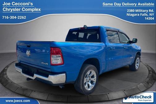 Hydro Blue Pearlcoat 2022 RAM 1500 Big Horn/Lone Star