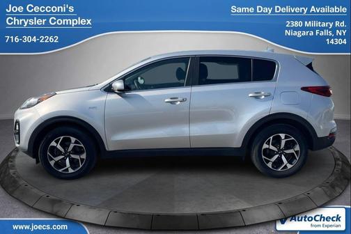 Sparkling Silver 2022 Kia Sportage LX