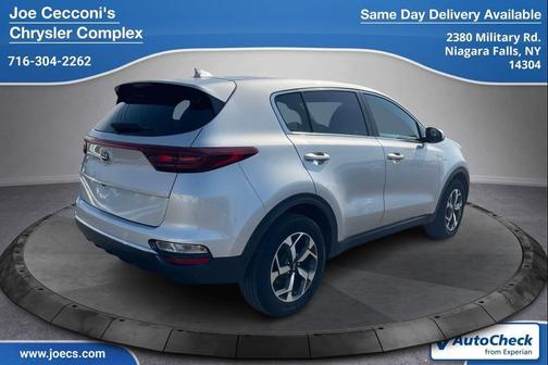 Sparkling Silver 2022 Kia Sportage LX