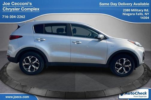 Sparkling Silver 2022 Kia Sportage LX