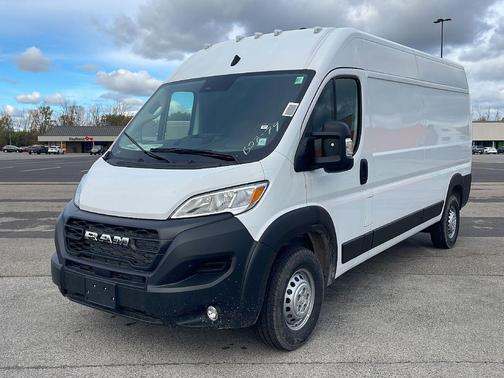 2025 RAM ProMaster 2500 Tradesman