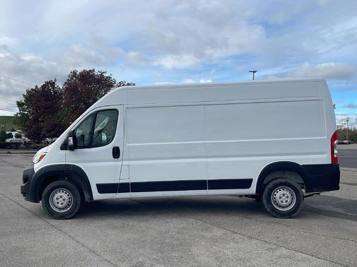 2025 RAM ProMaster 2500 Tradesman
