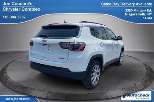2022 Jeep Compass Latitude Lux