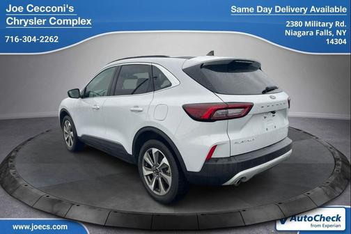 2025 Ford Escape Platinum