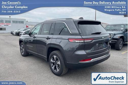2022 Jeep Grand Cherokee 4xe Base