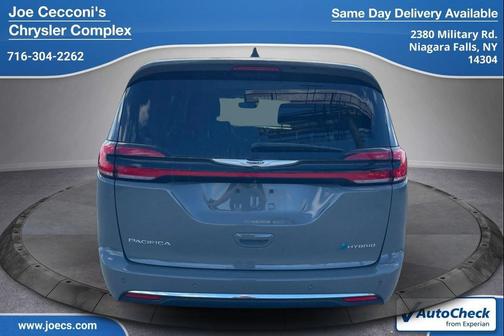 2023 Chrysler Pacifica Hybrid Limited