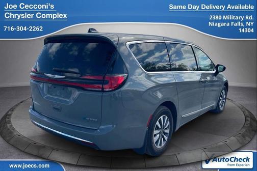 2023 Chrysler Pacifica Hybrid Limited