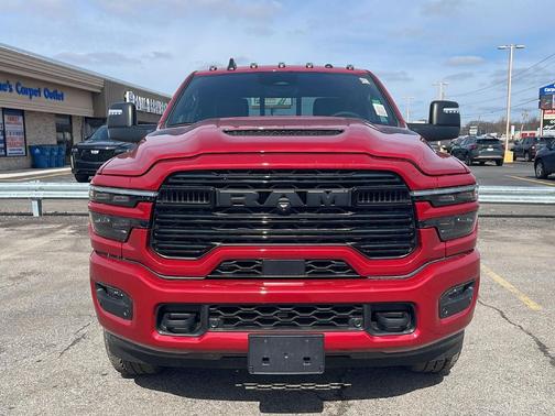 Molten Red Pearlcoat 2026 RAM 2500 Laramie