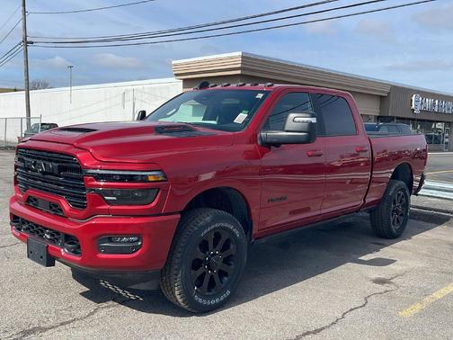 Molten Red Pearlcoat 2026 RAM 2500 Laramie