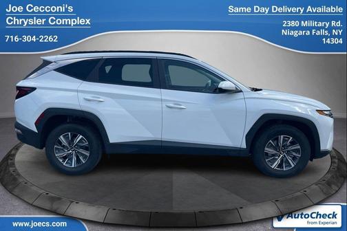 White Pearl 2024 Hyundai TUCSON Hybrid Blue