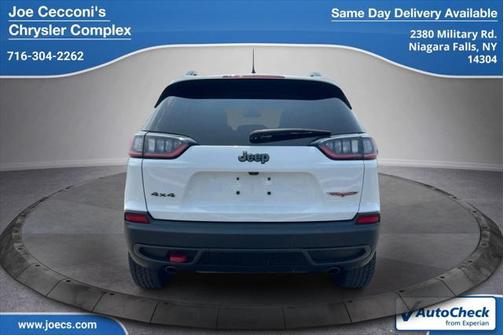 2022 Jeep Cherokee Trailhawk
