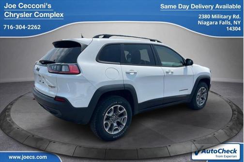 2022 Jeep Cherokee Trailhawk