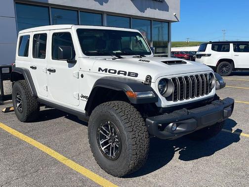 Bright White Clearcoat 2027 Jeep Wrangler Moab 392