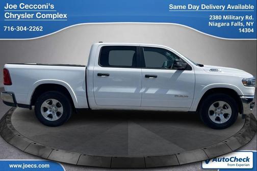 Bright White Clearcoat 2026 RAM 1500 Big Horn/Lone Star