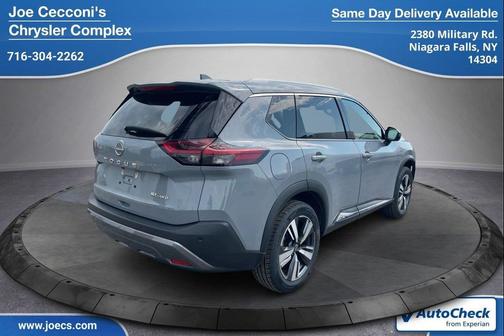 Boulder Gray Pearl 2023 Nissan Rogue SL