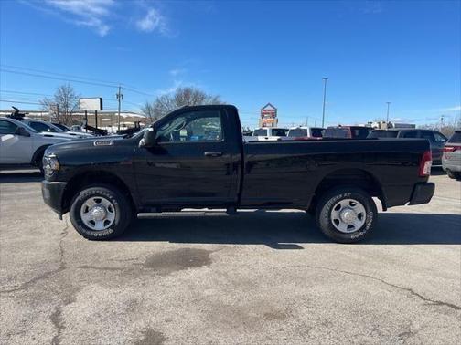 2024 RAM 3500 Tradesman Regular Cab 4x4 8' Box