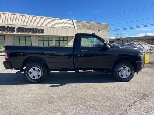 2024 RAM 3500 Tradesman Regular Cab 4x4 8' Box
