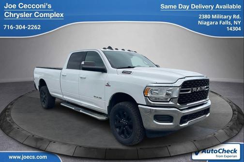 Bright White Clearcoat 2022 RAM 2500 Big Horn Crew Cab 4x4 8' Box