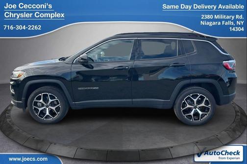 Diamond Black Crystal Pearlcoat 2025 Jeep Compass Limited
