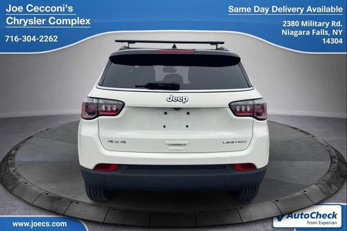 White Clearcoat 2018 Jeep Compass Latitude