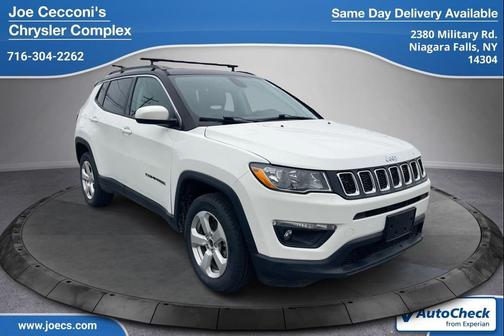 White Clearcoat 2018 Jeep Compass Latitude