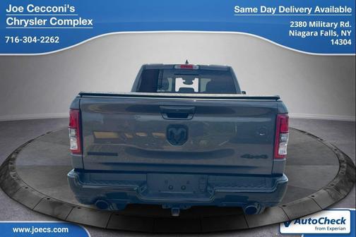 Granite Crystal Metallic Clearcoat 2022 RAM 1500 Big Horn/Lone Star