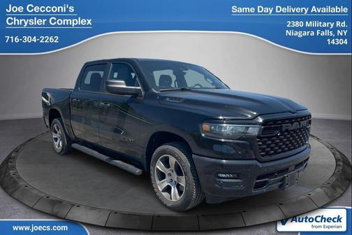 Diamond Black Crystal Pearlcoat 2025 RAM 1500 Tradesman