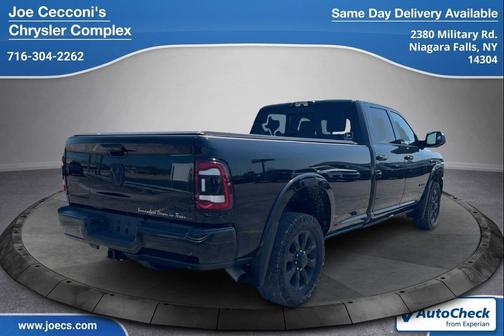 Diamond Black Crystal Pearlcoat 2021 RAM 3500 Limited Crew Cab 4x4 8' Box
