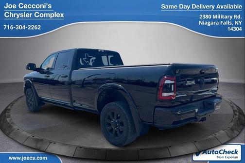 Diamond Black Crystal Pearlcoat 2021 RAM 3500 Limited Crew Cab 4x4 8' Box