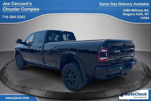 Diamond Black Crystal Pearlcoat 2021 RAM 3500 Limited Crew Cab 4x4 8' Box
