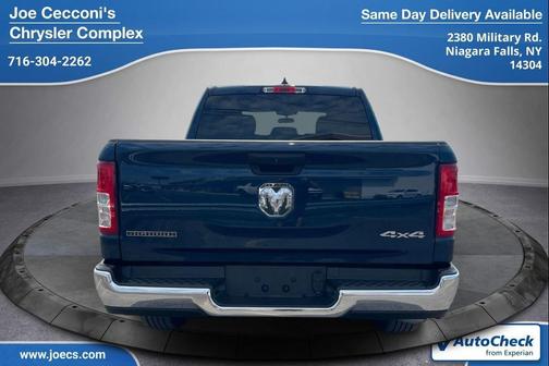 Patriot Blue Pearlcoat 2023 RAM 1500 Big Horn/Lone Star
