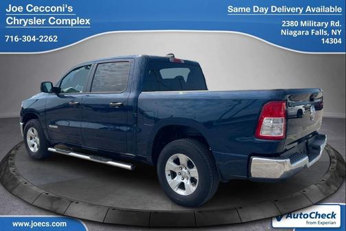 Patriot Blue Pearlcoat 2023 RAM 1500 Big Horn/Lone Star