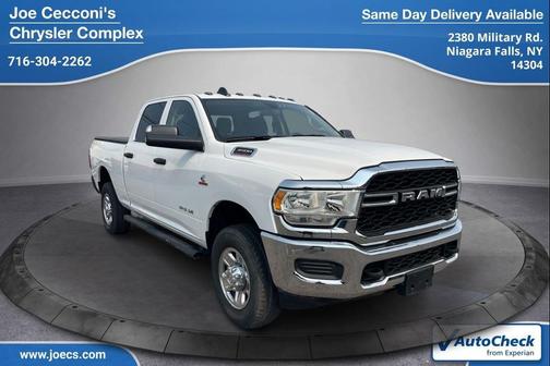 2020 RAM 3500 Tradesman Crew Cab 4x4 6'4' Box