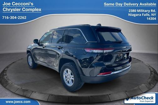 2023 Jeep Grand Cherokee Laredo