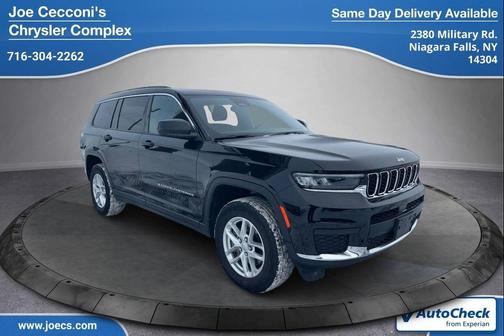 Diamond Black Crystal Pearlcoat 2024 Jeep Grand Cherokee L Laredo SUV