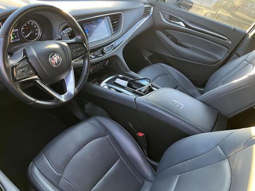 GR 2024 Buick Enclave Essence AWD