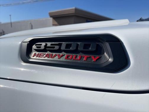 2024 RAM 3500 Tradesman Crew Cab 4x4 6'4' Box