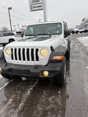 2022 Jeep Wrangler Sport S