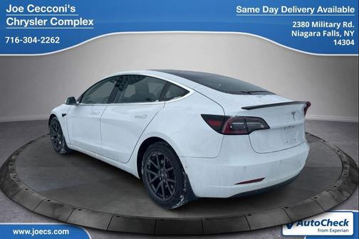 2018 Tesla Model 3 Standard