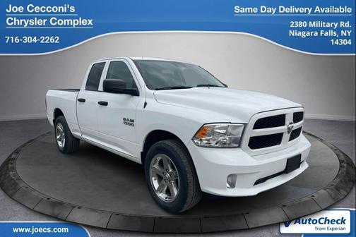 Bright White Clearcoat 2018 RAM 1500 Express