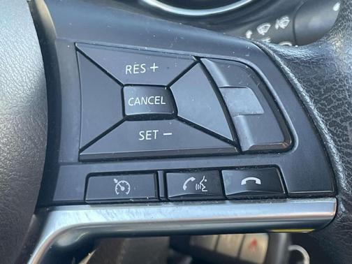 2018 Nissan Rogue Sport S