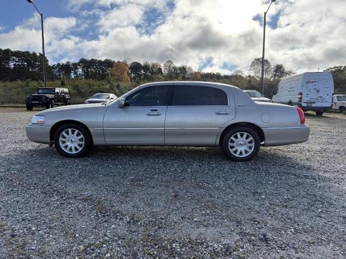 2011 Lincoln Town Car Signature L
