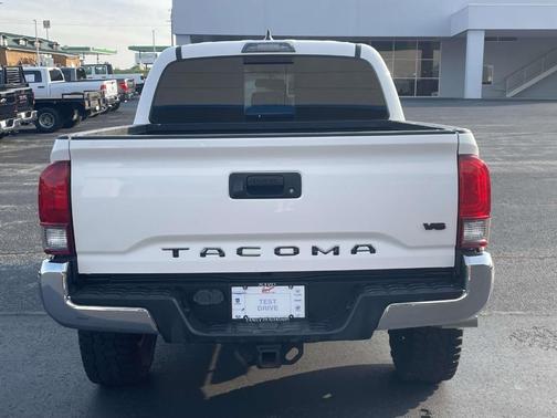 Super White 2017 Toyota Tacoma TRD Off Road