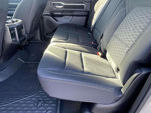 Billet Silver Metallic Clearcoat 2026 RAM 1500 Big Horn