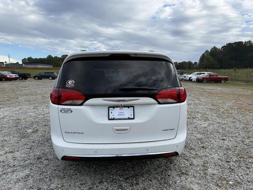 2020 Chrysler Pacifica Limited