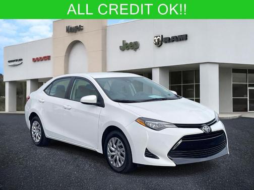Super White 2017 Toyota Corolla LE