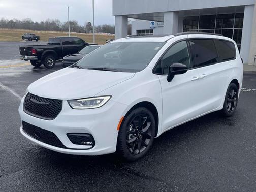 2026 Chrysler Pacifica Limited